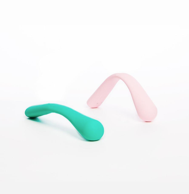 Bender Flexible Portable Rechargeable Massager with 10 Speeds & Patterns for Neck Shoulders Relief in Stylish Quartz Design USB Rechargeable Waterproof Hypoallergenic Silicone ABS Plastic
